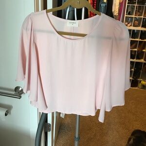 Everly Baby Pink Cropped Flowy Chiffon Flutter Sleeve Blouse Size M